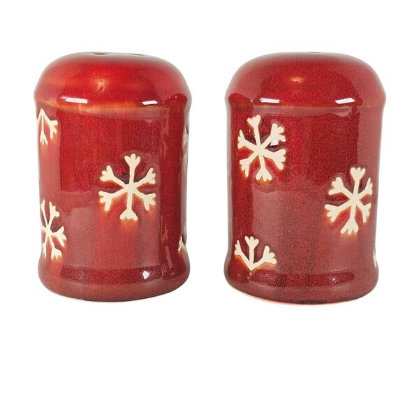 Red Ceramic Snowflake Salt Pepper Shaker Set Holiday Winter Kitchen Decor 3.75" - Picture 10 of 12